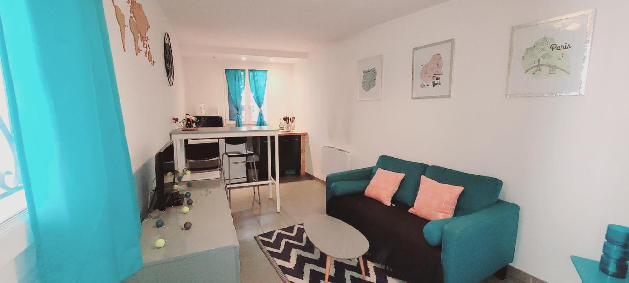 Апартаменты Cosy Corner Л'Иль-сюр-ла-Сорг Экстерьер фото