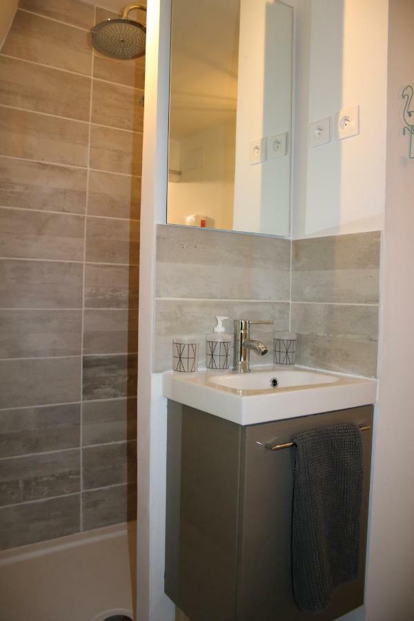 Апартаменты Cosy Corner Л'Иль-сюр-ла-Сорг Экстерьер фото